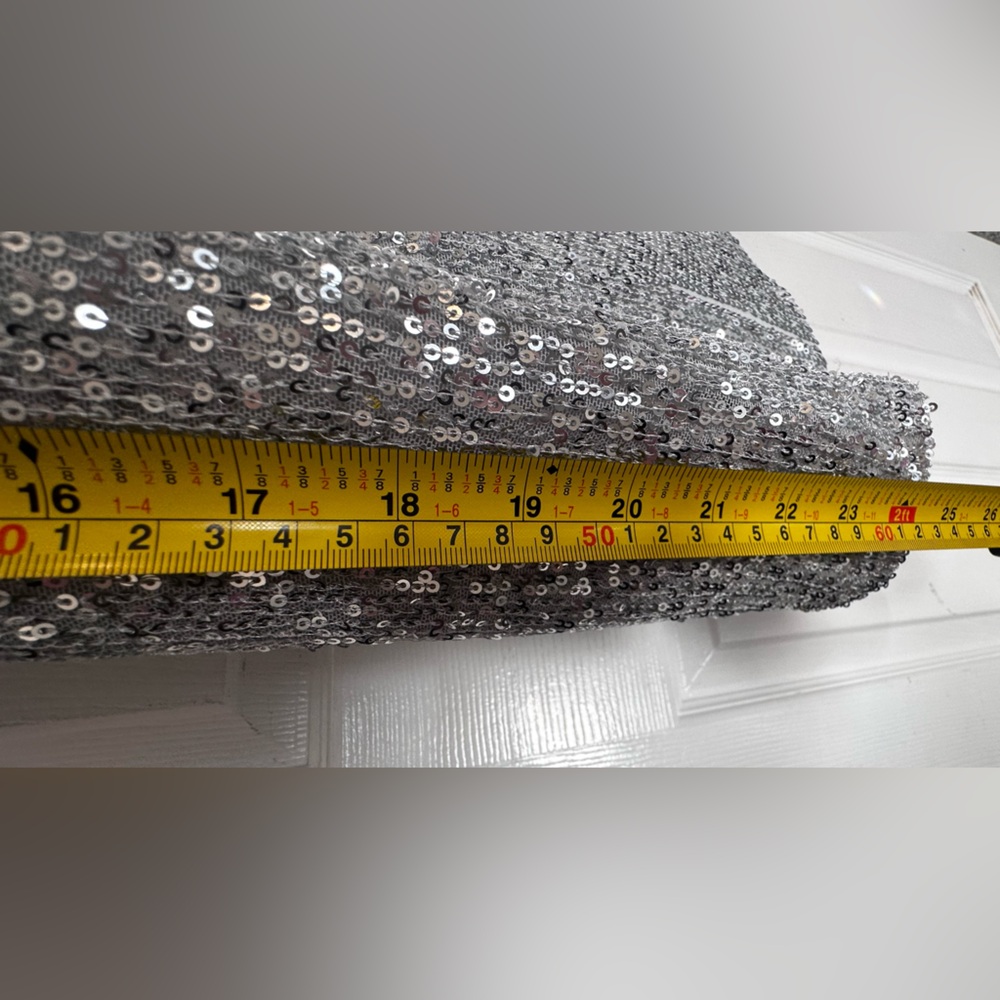 SO Sparkling Silver Sequin Blazer - Picture 10 of 10